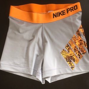 🚫SOLD 🚫 Nike Pro shorts